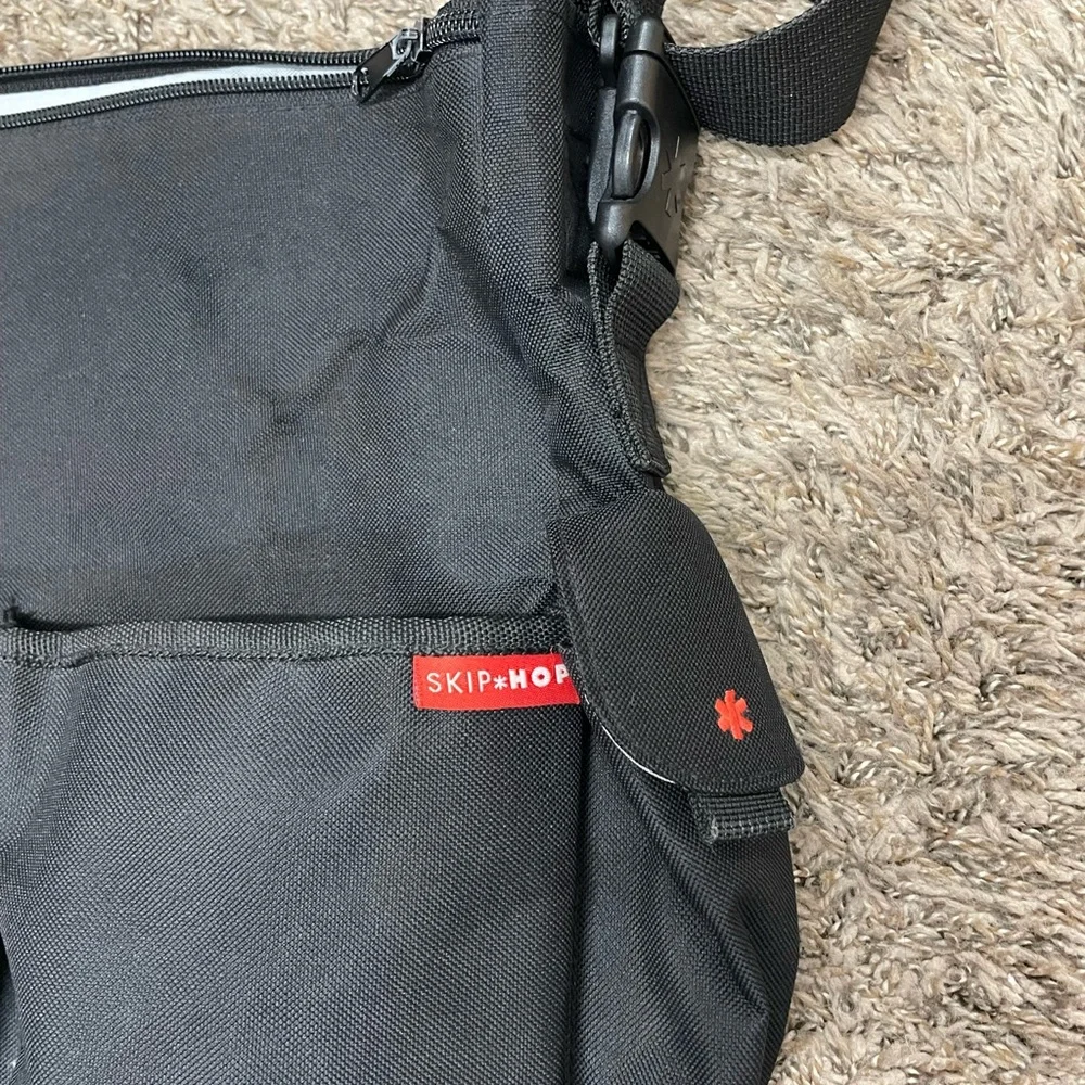 Skip hop diaper bag